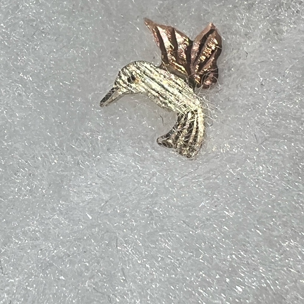 Black hills gold earrings - Picture 4 of 4